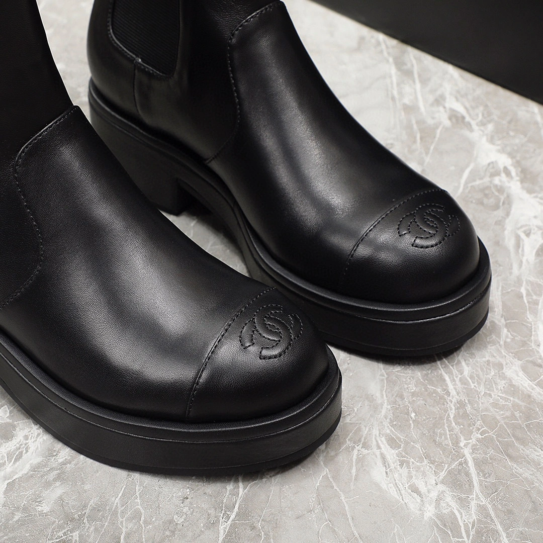 &coco- 2022 heel height ：4.5cm， Forefoot 2cm，Barrel height ：20cm。 Calfskin Sheepskin item:B-X198J2014